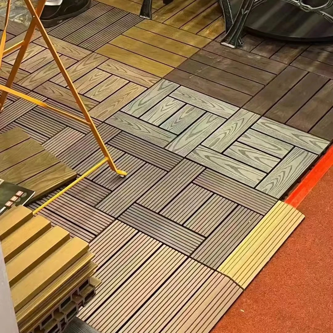 Innovative WPC Decking Solutions DIY Deck 300*300mm Co-extrusion for North American Market