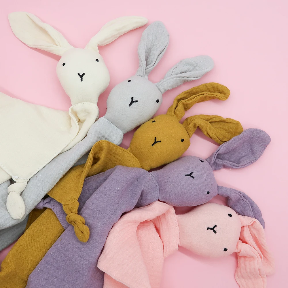 Melikey Custom Newborn Shower Gift Set Baby Bow Cotton Blanket Bib Wood Dummy Clips Kids Bathing Toy Baby Silicone Teether