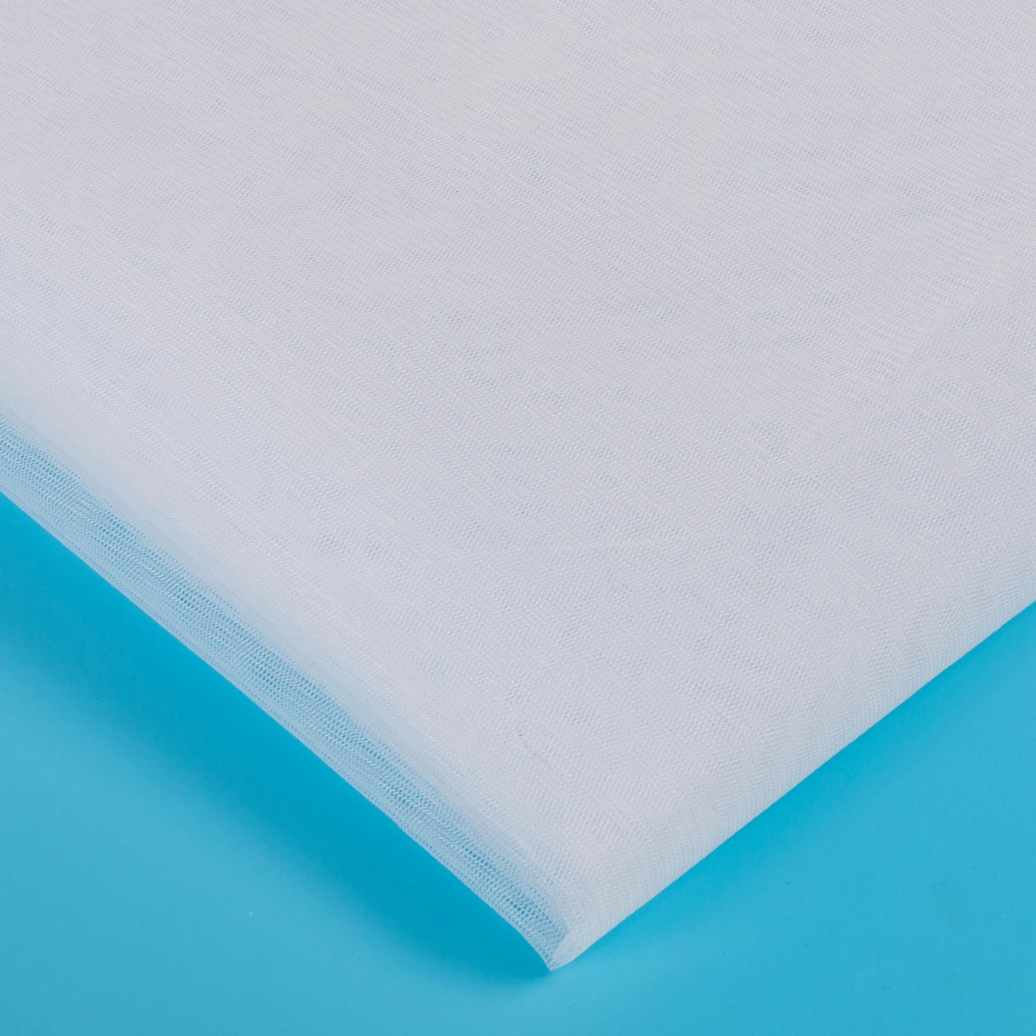 Polyester Bridal White Tulle Fabric Wedding Dress Stiff Tulle Rolls Tulle For Dresses