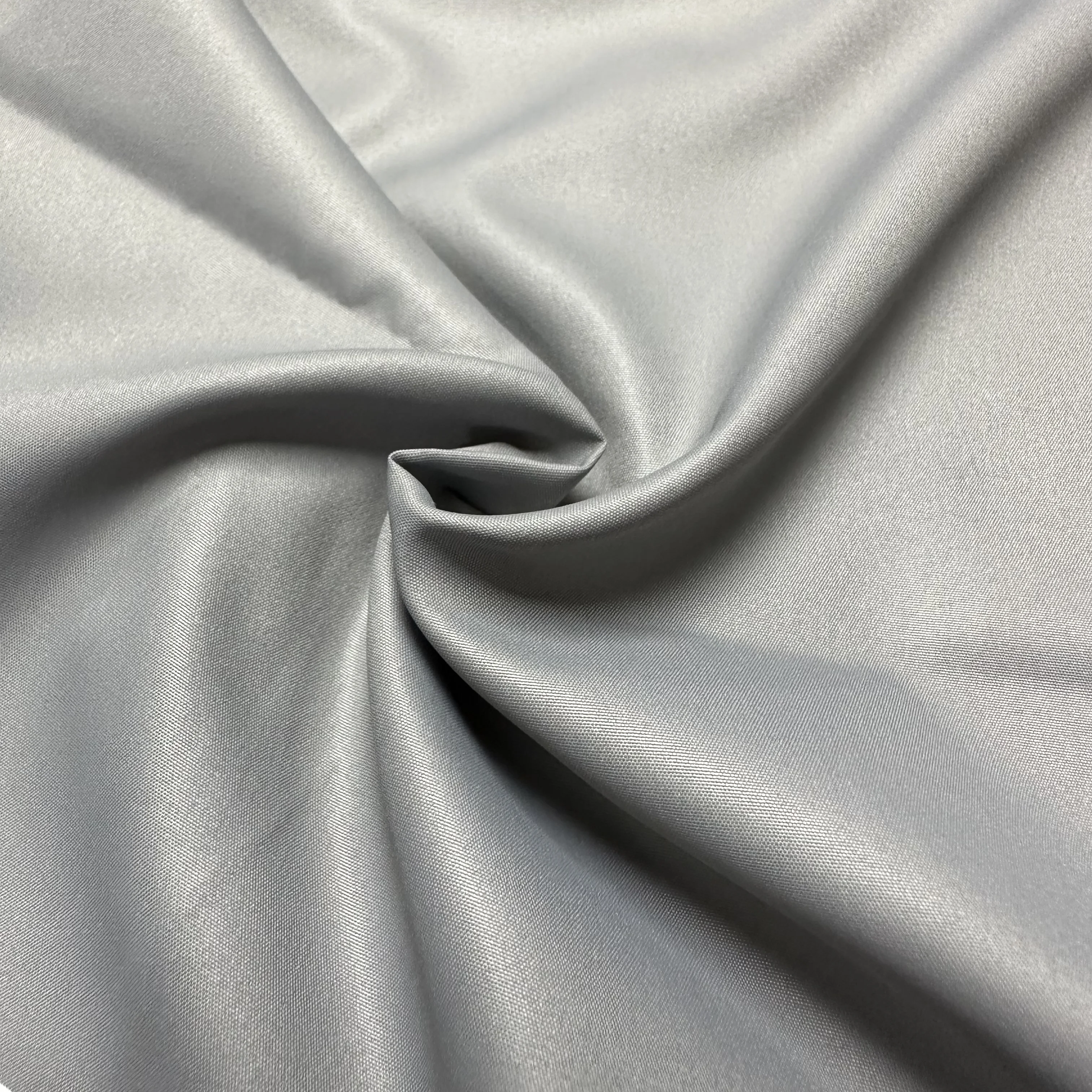 Customized 280T 100% Polyester Pongee Fabric for Down Jacket Raincoat