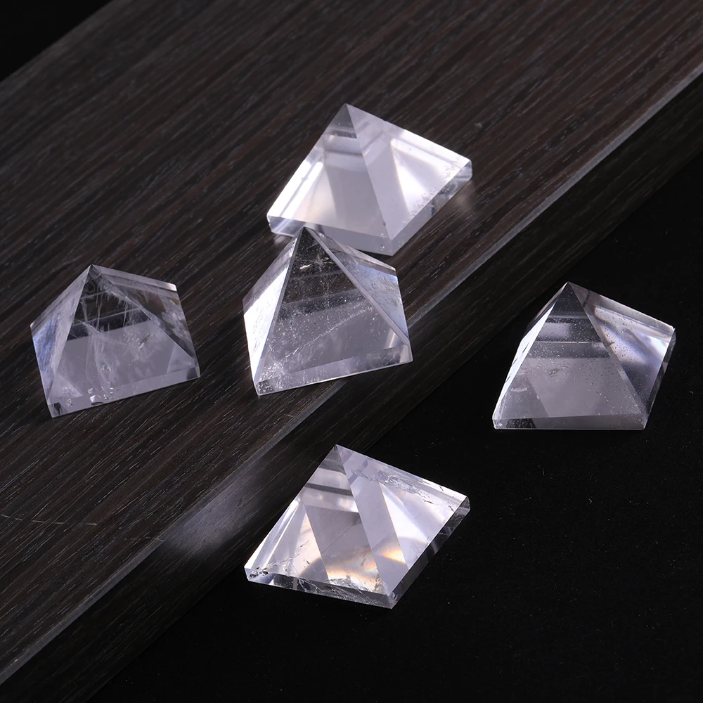 Wholesale Transparent Pyramids Chakra Reiki Healing stone Natural Clear Quartz crystal Pyramids for home decoration