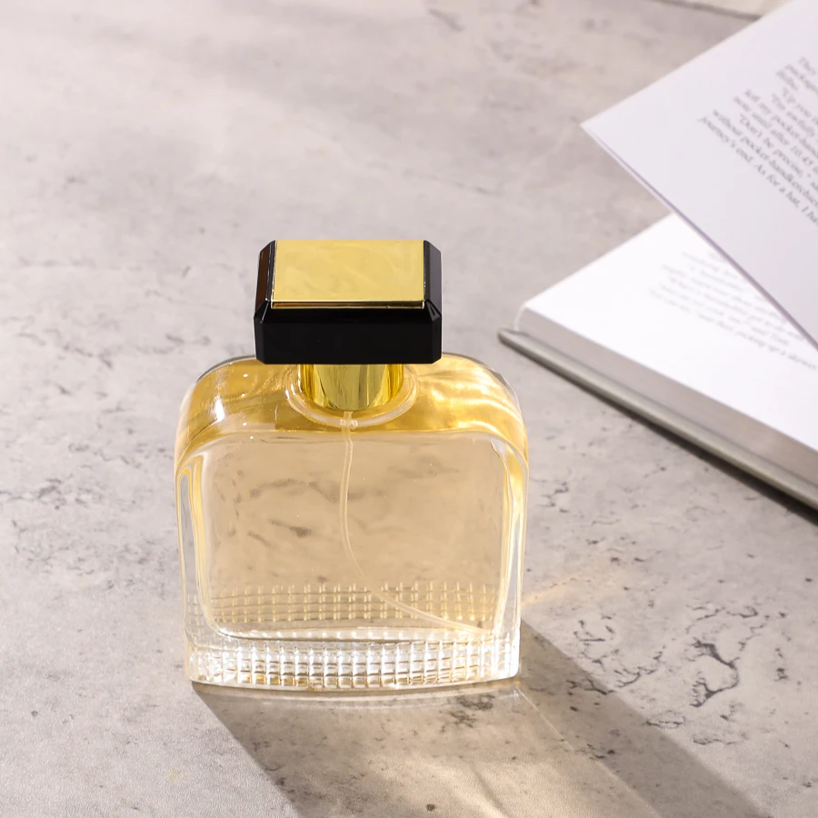 Professional Design Custom 150ml 50ml 100ml Clear Empty Flat Square Glass  Perfume Spray Bottle With Lid
