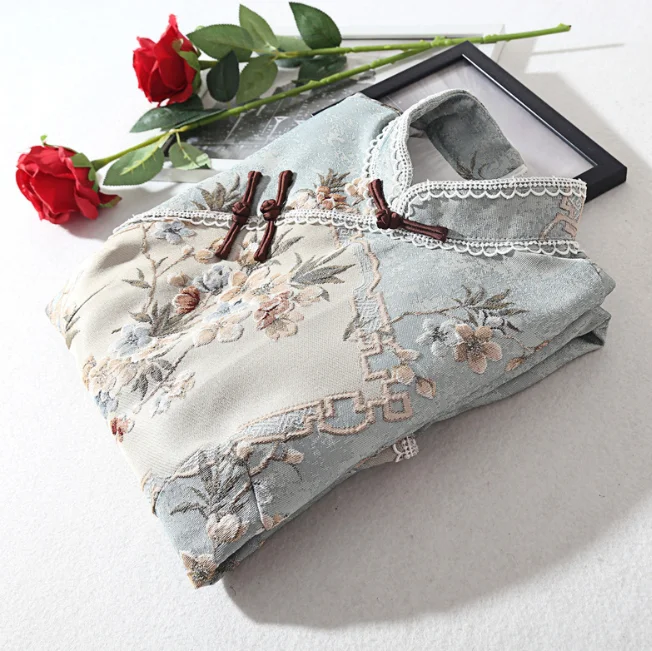 
High Quality Peach Blossom Embroidered Lace Cheongsam 