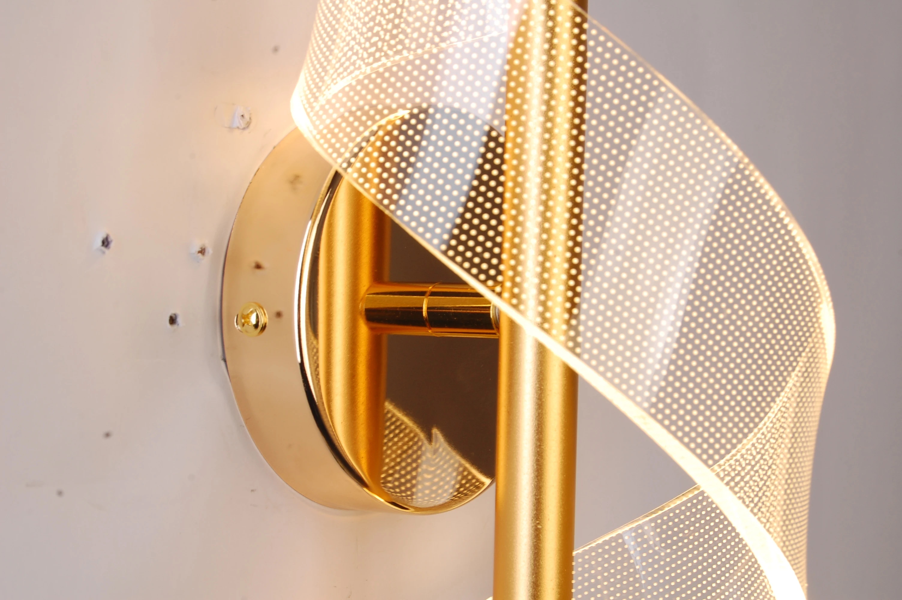 Lights for Home Wall Lamp With Rose Gold Color Lamp LED 8W Acrylic 3D light Shade