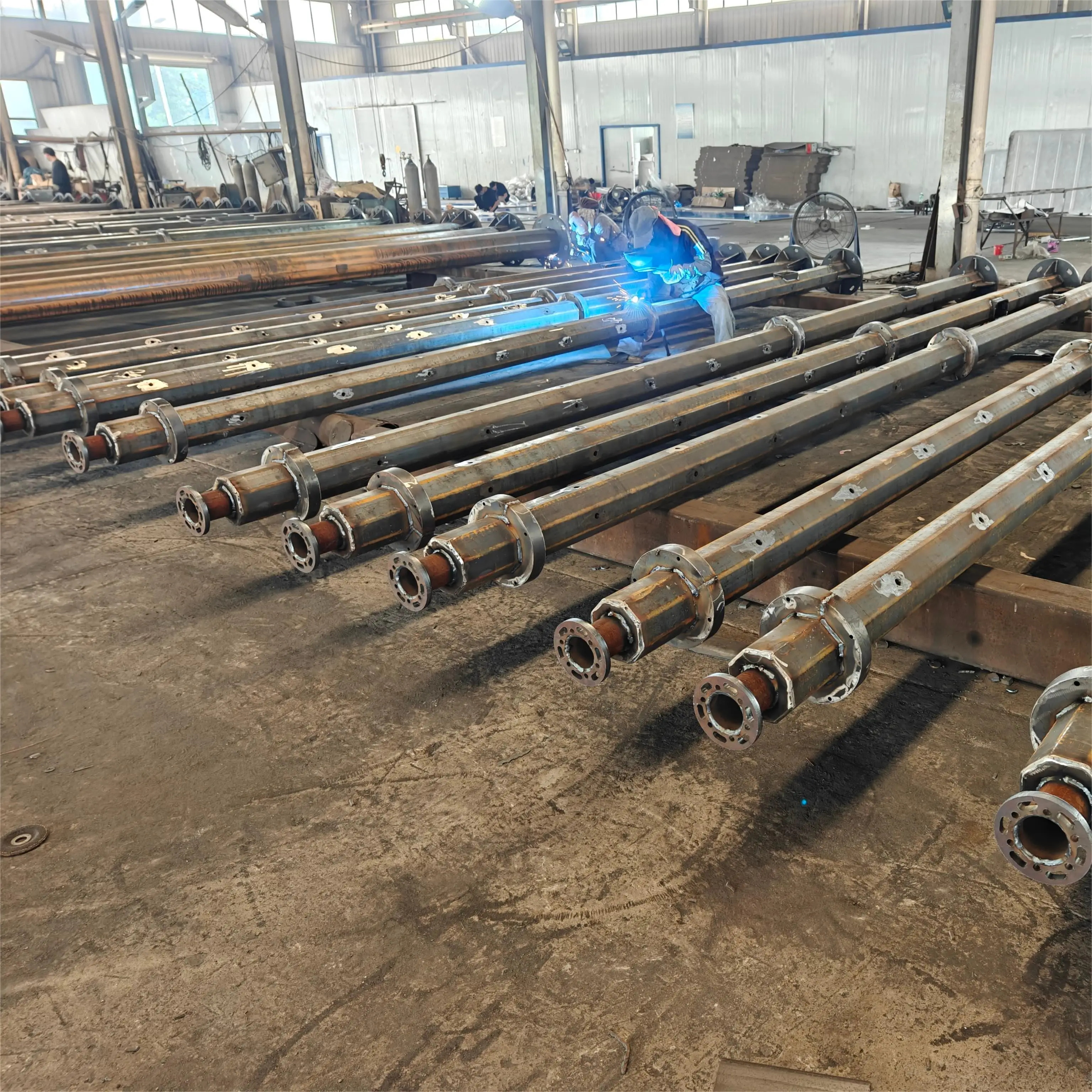 6-12 метров стальной HDG FRP Электрический фонарь прожектор уличного освещения