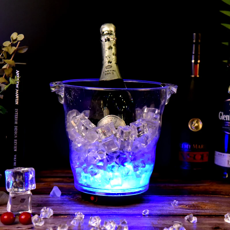 Customized champagne Ice Bucket Easy to Clean Flashing 4.5 litre Ice Bucket Portable Wight Application Led Ice Buckets