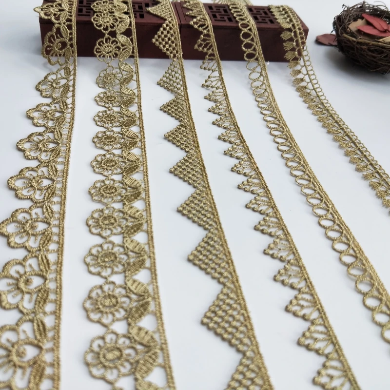 Hot Selling Classic Gold Lace Trim Precious Pure Garment Decorative Fabric 2cm Chemical Polyester Lace Trim