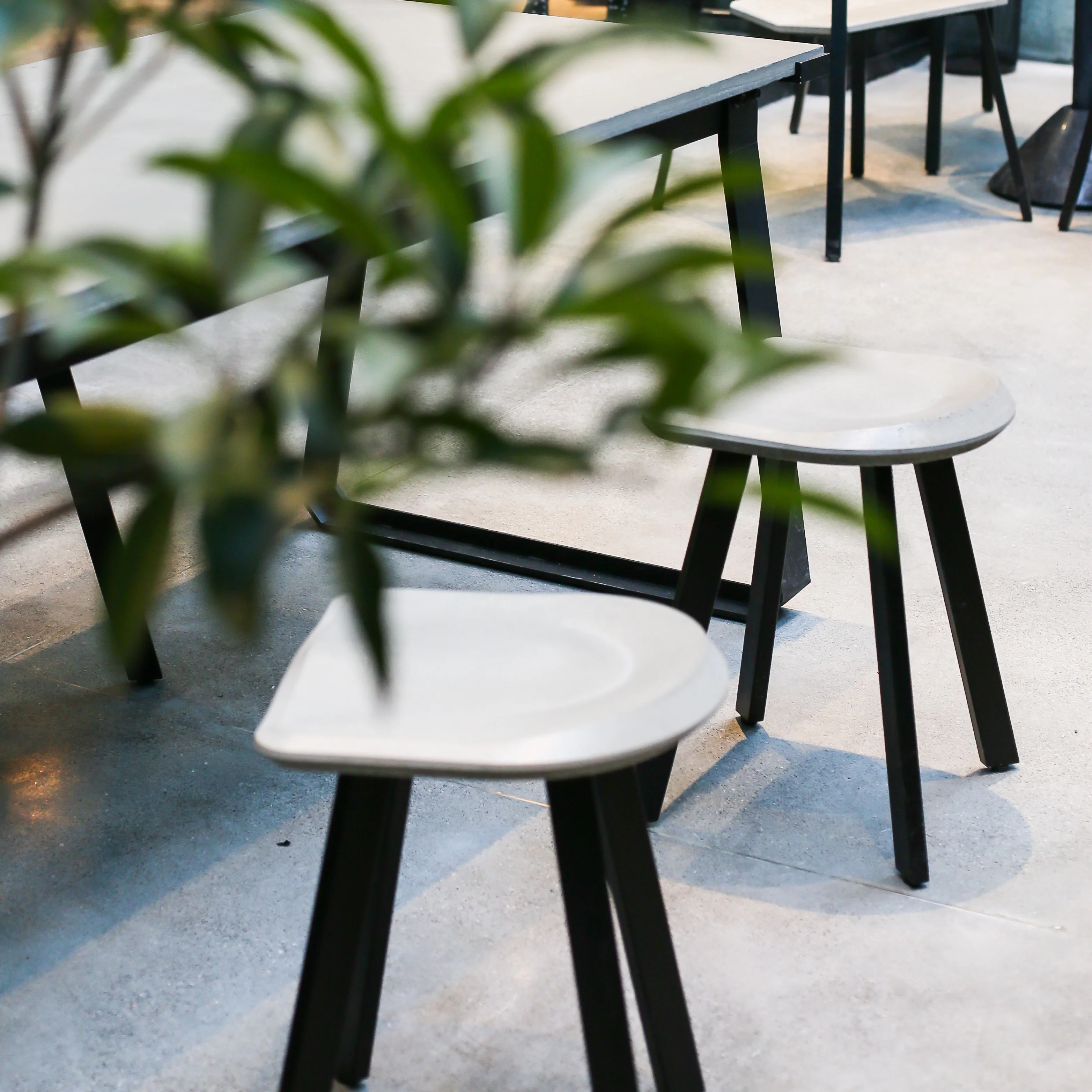 BENTU A modern industrial style chair high metal leg concrete bar stool for commercial home bar kitchen island