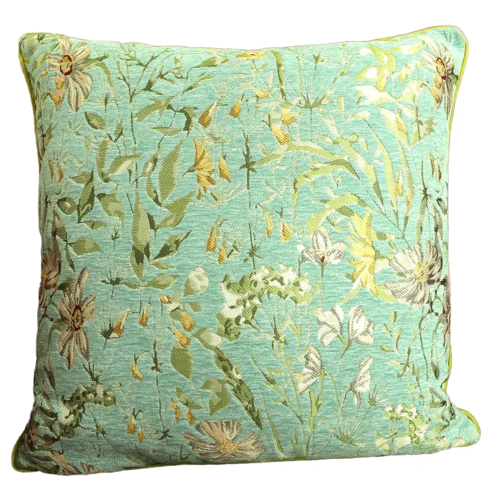 Декоративные подушки для дивана