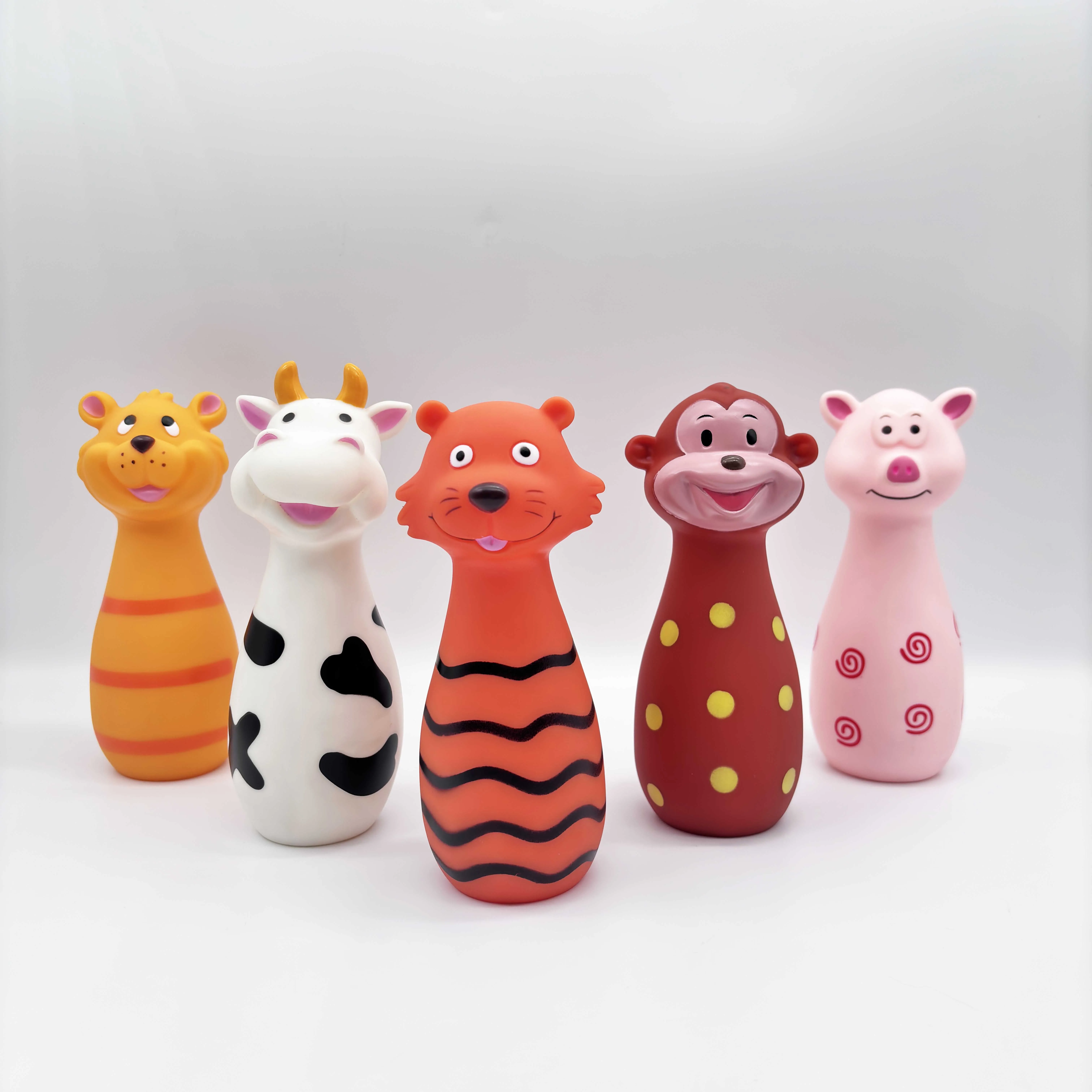 Early educational kids bowling 5 pins 1 bowling ball friends play set cartoon animal soft rubber bowling toys for toddlers