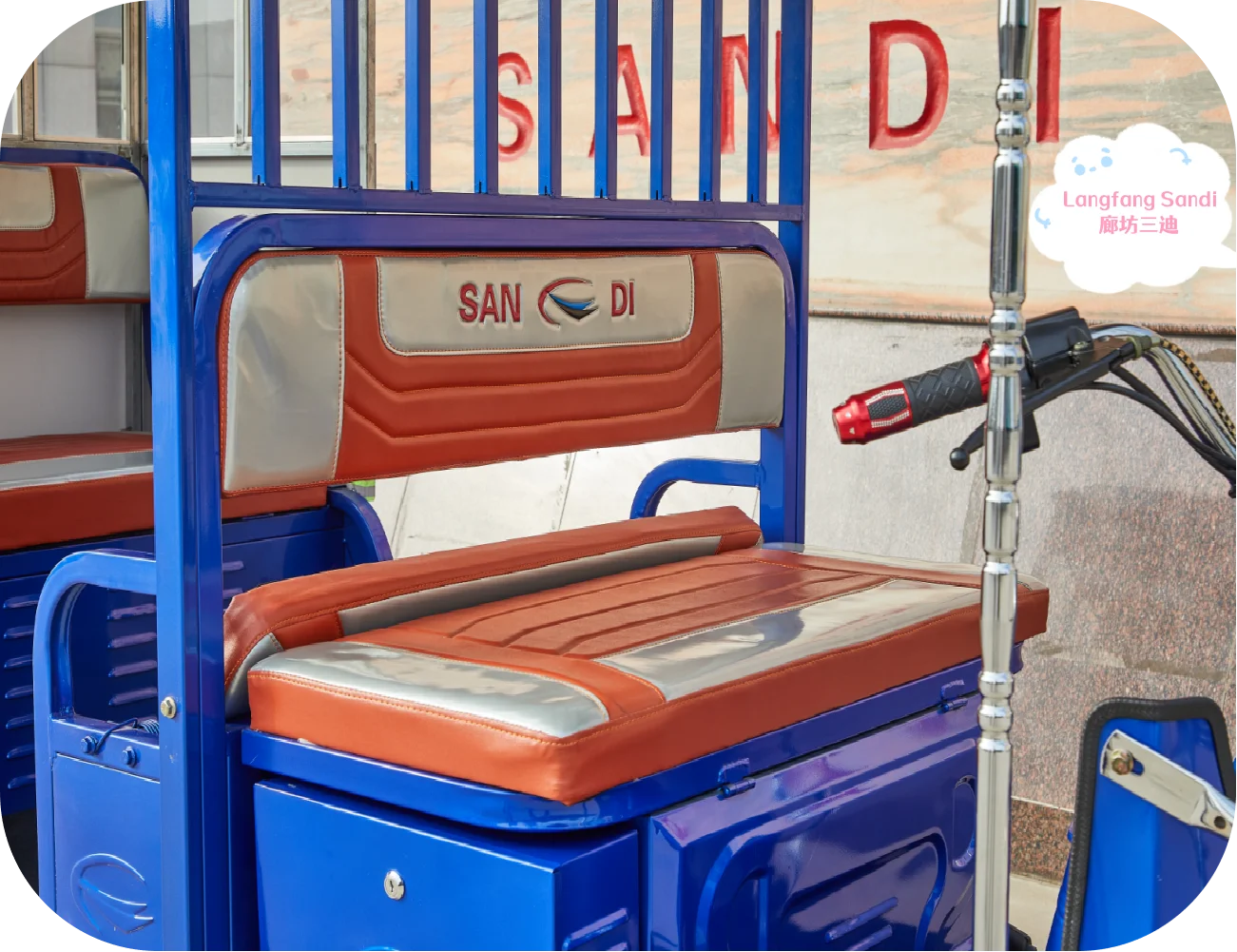 China Made Three Wheeler Electric Motorcycle Bajaj Tricycle  with Cabin electric rickshaw