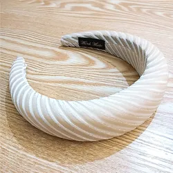 Hot Selling Solid Color Thick Striped Velvet Sponge Flat Headband In Europe And America