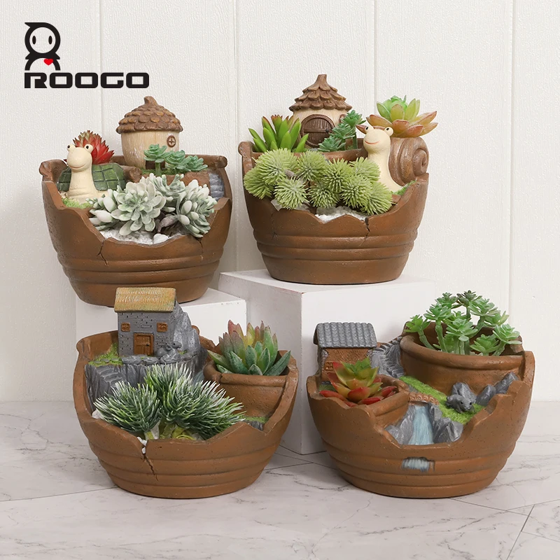 Nature Scenery House Style Succulent Planter Resin Bonsai Wholesale Price Desktop Garden Decoration Pot With Animal