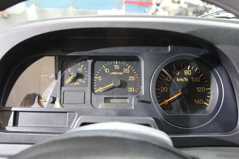 Isuzu 15 ton FVZ cargo drop side truck with 6HK1