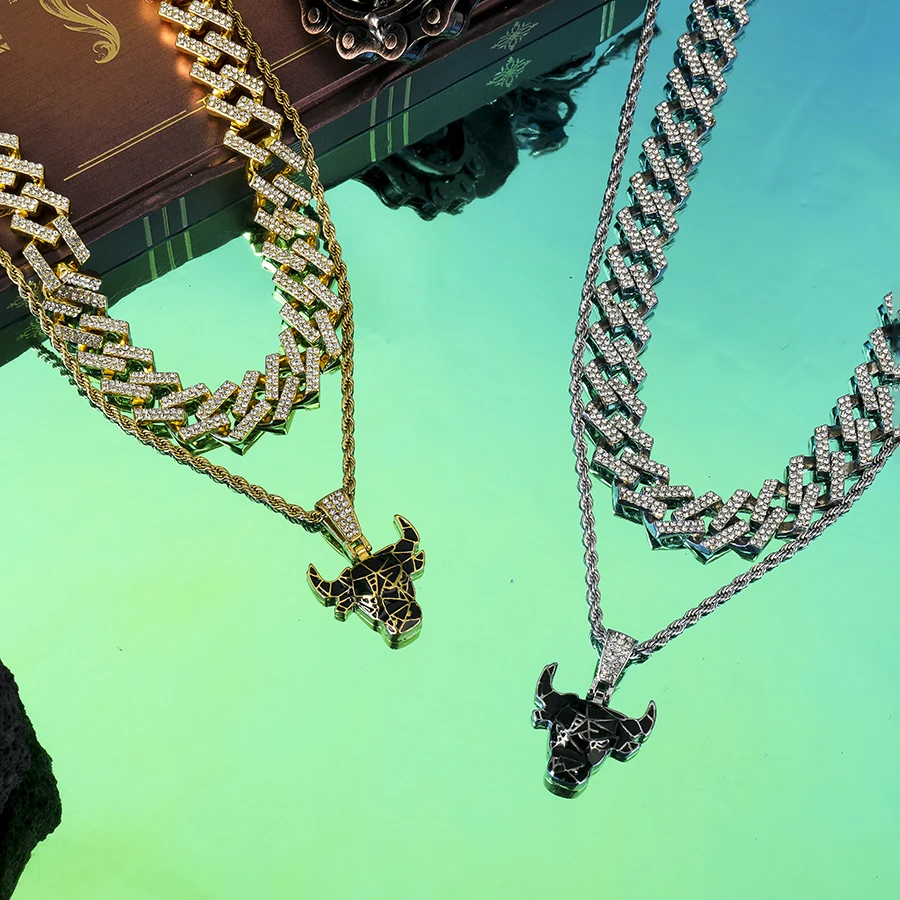 rhinestones inlaid 18inch zinc alloy Cuban chain Hiphop personality Jewelry bull head Pendant Necklace Set