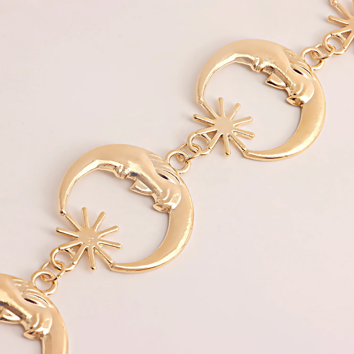 2022 New Sexy Shiny Waist Chain for women 18K Gold Plated Alloy Moon Star Stitched Belt Belly Bikini Beach Body Jewelry