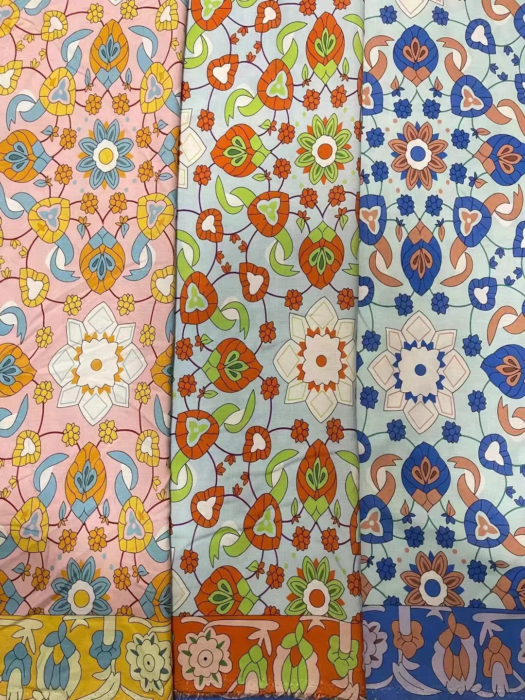 Bilateral Orientation Flower Design Suitable for skirt dresses Printed Custom Fabrics Rayon slub fabric100% rayon Printed fabric