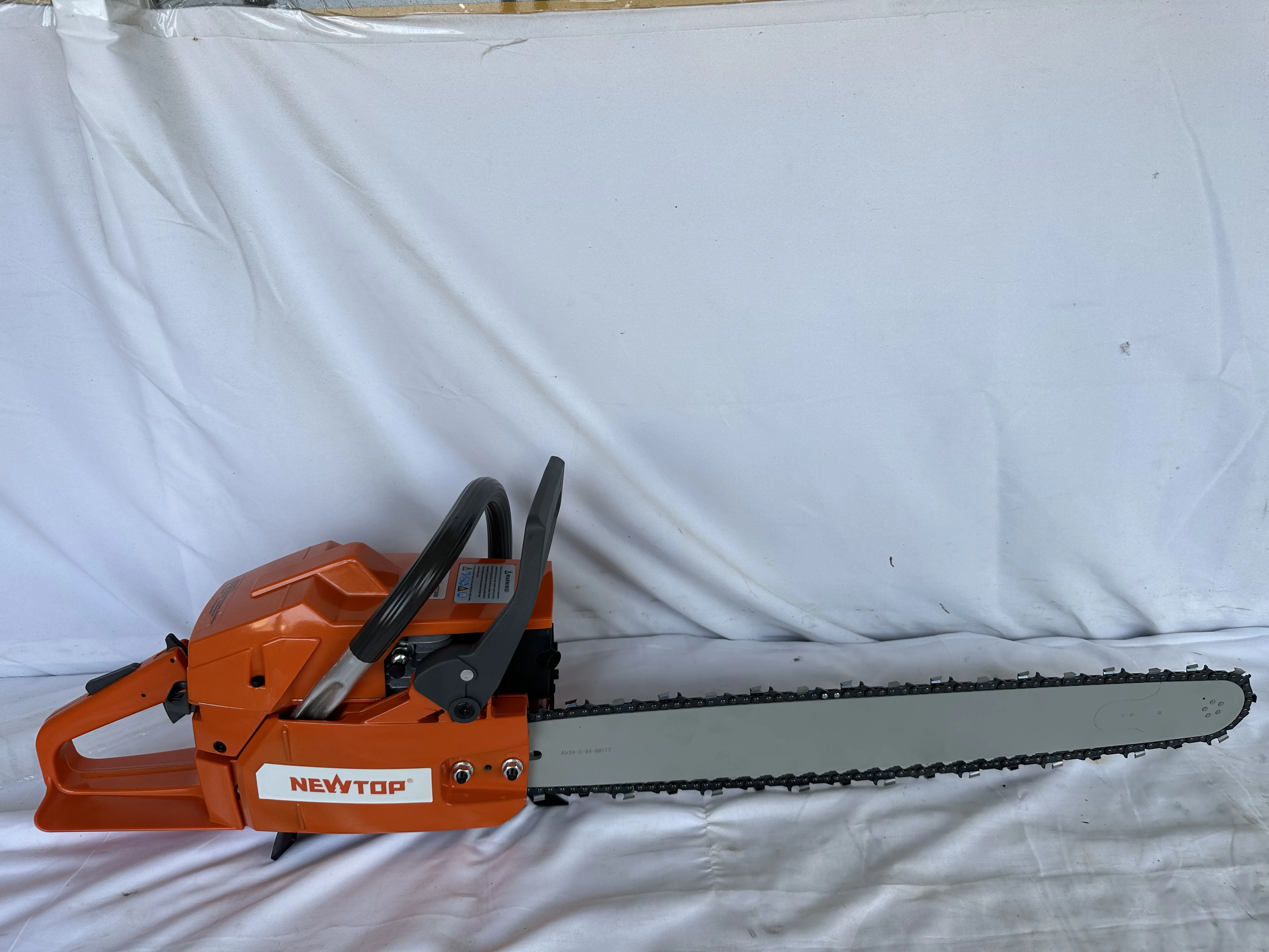 Gasoline Chainsaw H272 Popular Chain Saw Wood Cutting Machine 72cc