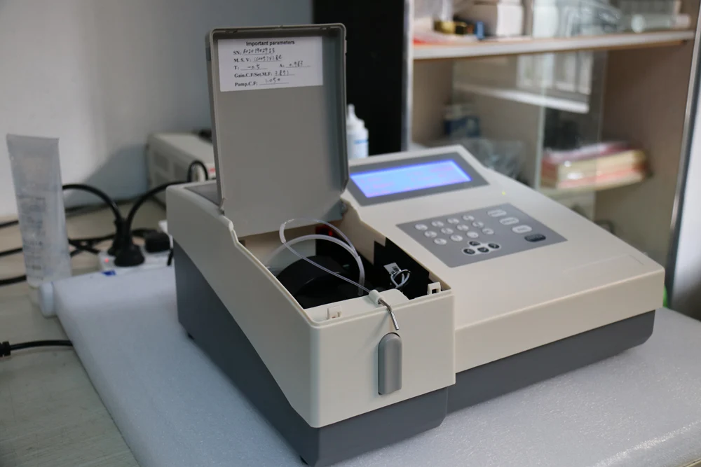 Factory price Rayto RT-9200 clinical analytical instruments chemistry analyzer semi-auto biochemistry analyzer