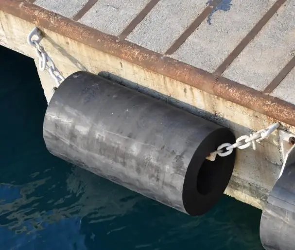 Резиновые Кранцы для морской лодки и кораблей цилиндрическое резиновое