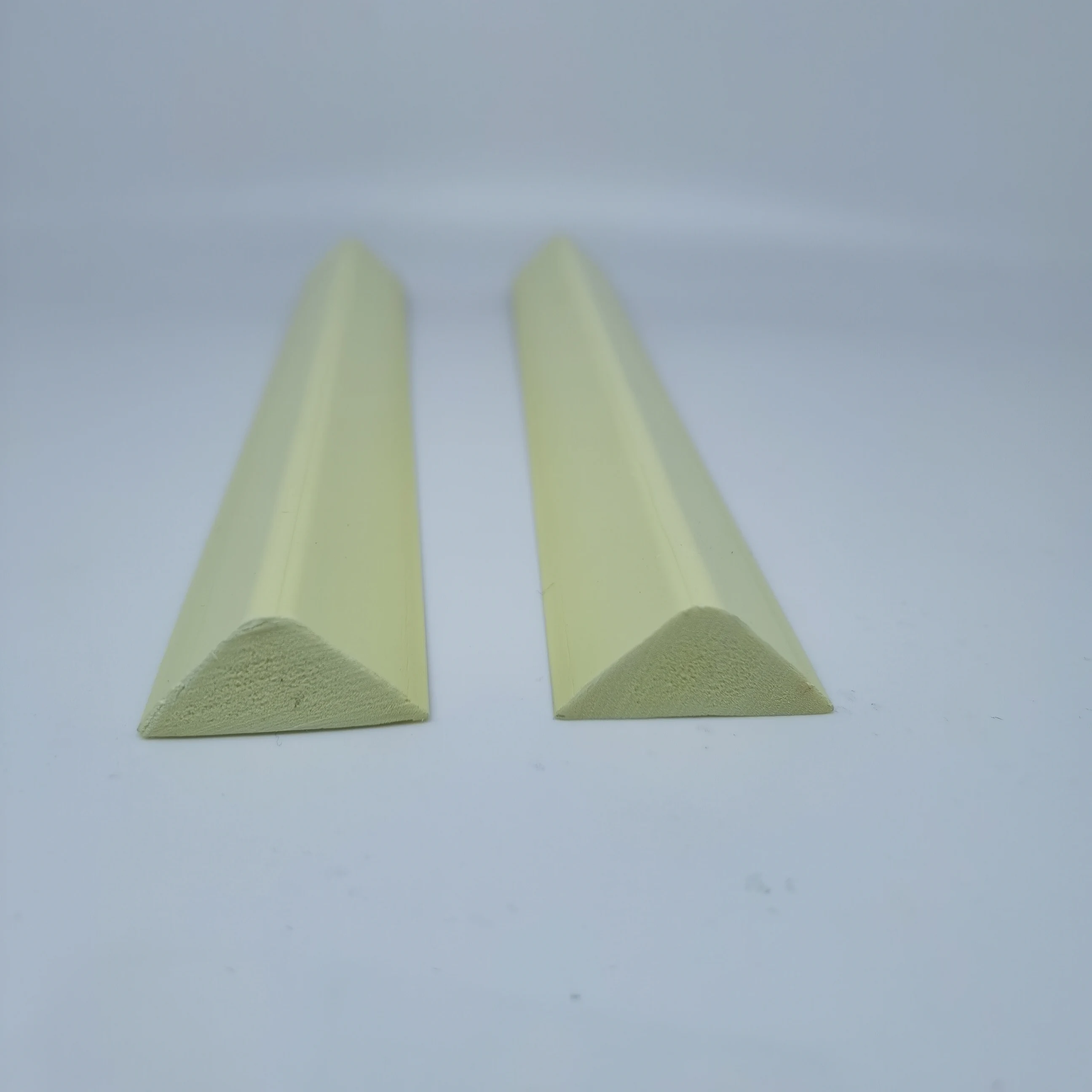 Extrusion Profiles for Construction Moulding PVC Foam Fillet Chamfer Beveling