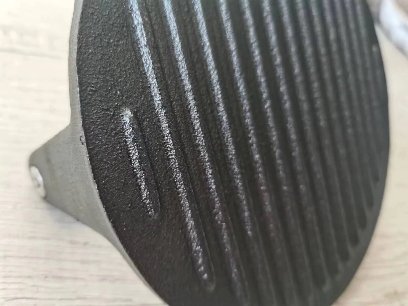 Custom Cast Iron Meat Press Stuffed Steak Burger Press Bacon Presser Cast Iron Grill Press with stainless steel