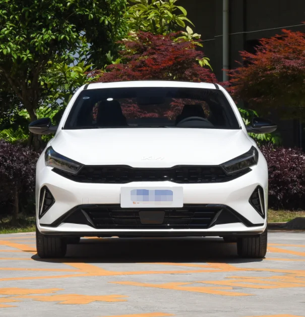 Khorgos Cheap Price Kia K3 Small Suv China Sports Used New Cars 5 Passenger Vehicle 4x4 Gasoline Kia Forte Cerato Crossover Suv