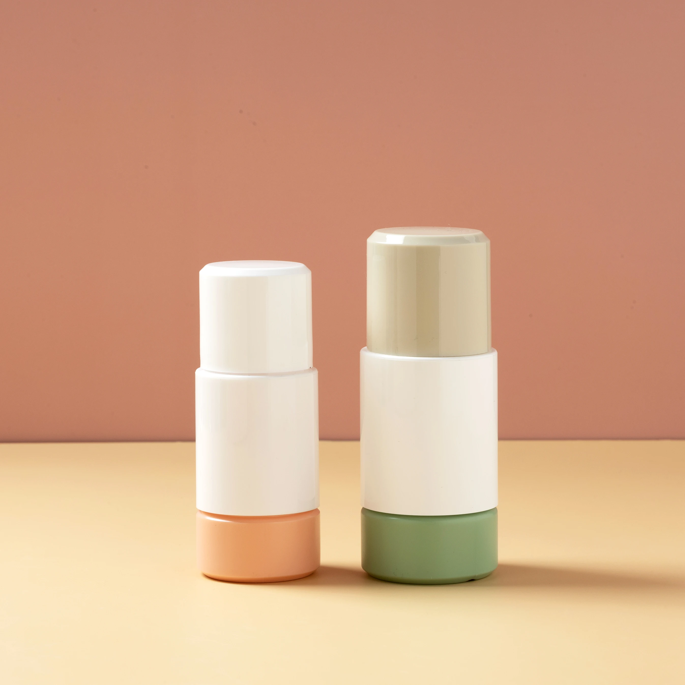 High Quality 50ml 75ml replaceable Plastic Deodorant Roll On Bottle For Body Plastic Roller Ball