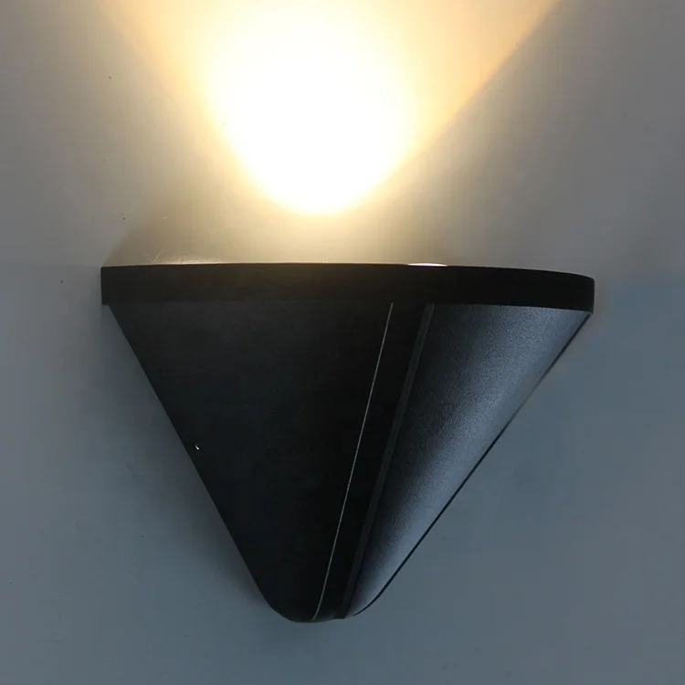 
Simple modern sand black aluminum triangle shape wall light 5W LED wall lamp 
