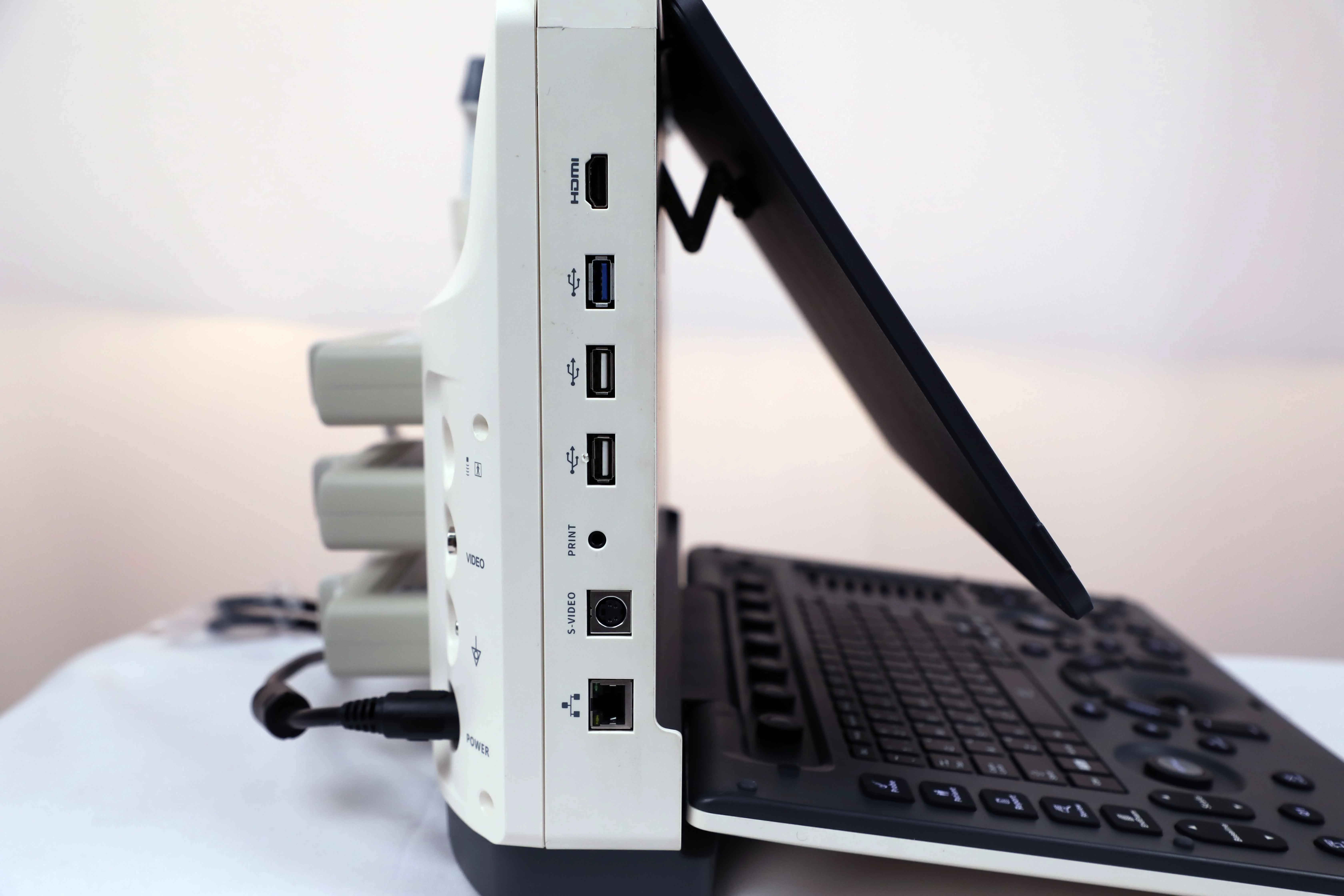 Medical Diagnostic Color Doppler Ultrasonic Ecografo Portatil  3D 4D Portable Ultrasound Machine