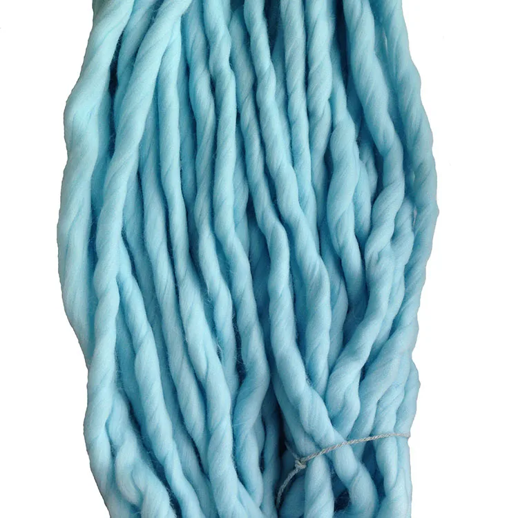 Hot Sale Very Fluffy Soft Warm Hypoallergenic Super Chunky Roving Big Yarn for Hand Knitting Sweaters Crochet