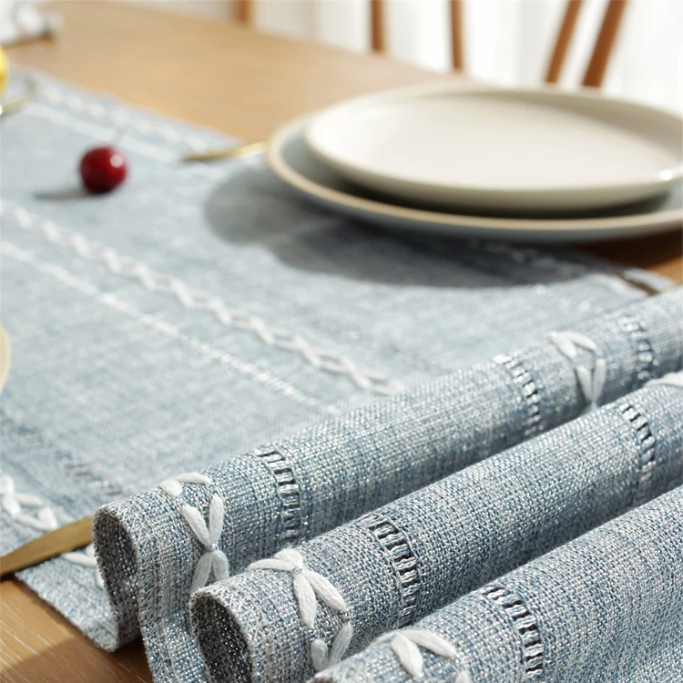 Custom Logo European Style Dining Tassel Burlap Table Runner Luxury Decorative  Home Table Runner For Wedding
