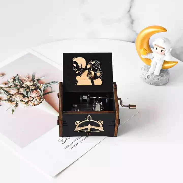 2023 new music box romantic couple wooden carving hand-cranked music box holiday birthday gift Christmas wooden music box