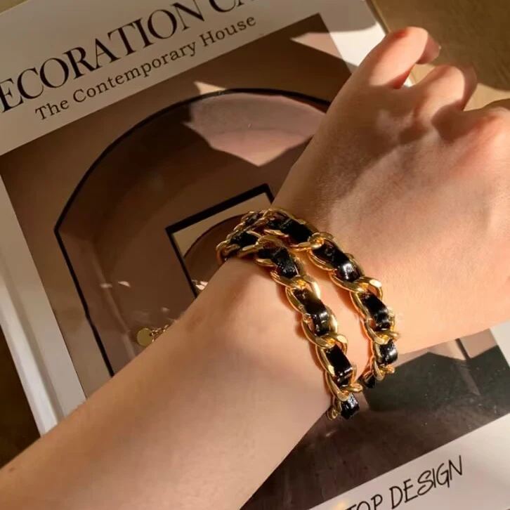 Handmade leather wrapped chain choker necklace for women jewelry