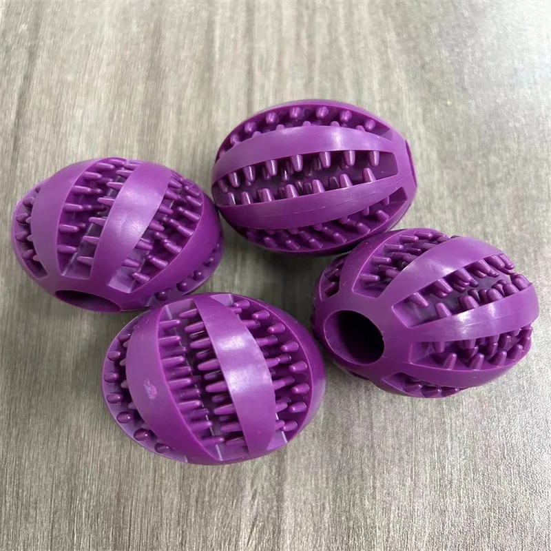 Pet Toys Training Anti-choking Leakage Food Cleaning Teeth Walking Elastic Watermelon Ball Toys Wholesale