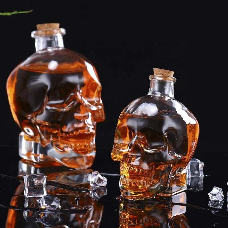 300ml 500ml 750ml Personalized Creative Skull Vodka Wine Bottle Glass Bottle Skeleton Wine Glass Bottle Decanter