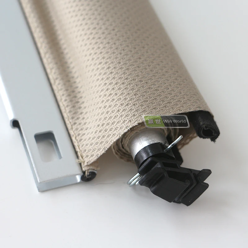 Win World Beige Grey Sunroof Sunshade Auto Parts Replacement Car Sunroof Curtain Assembly for ZOTYE Z500