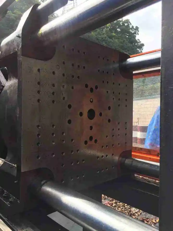 injection molding machine u368ts used 700ton plastic injection machine pet sheet production line