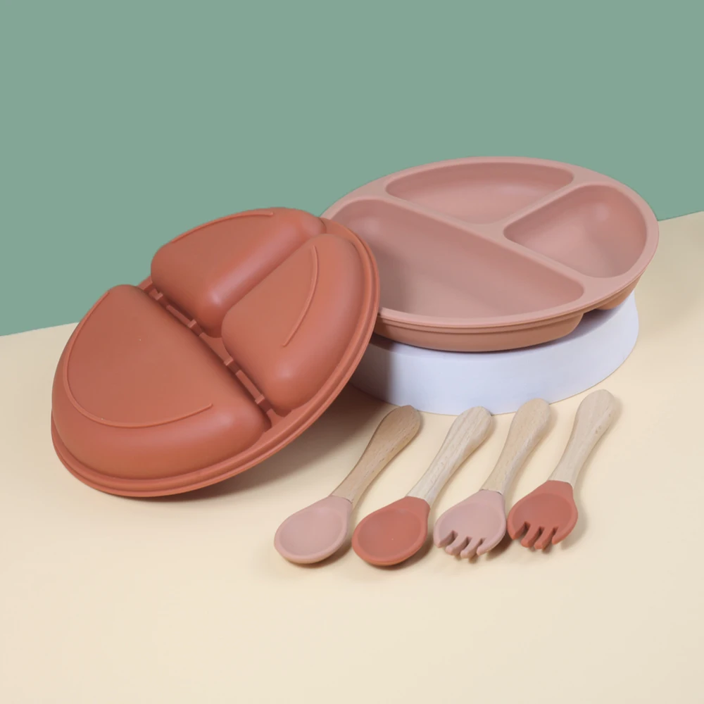 Safe Reusable Silicone Material Food Grade Safe Silicone Plate With Spoon And Fork With Wooden Handle