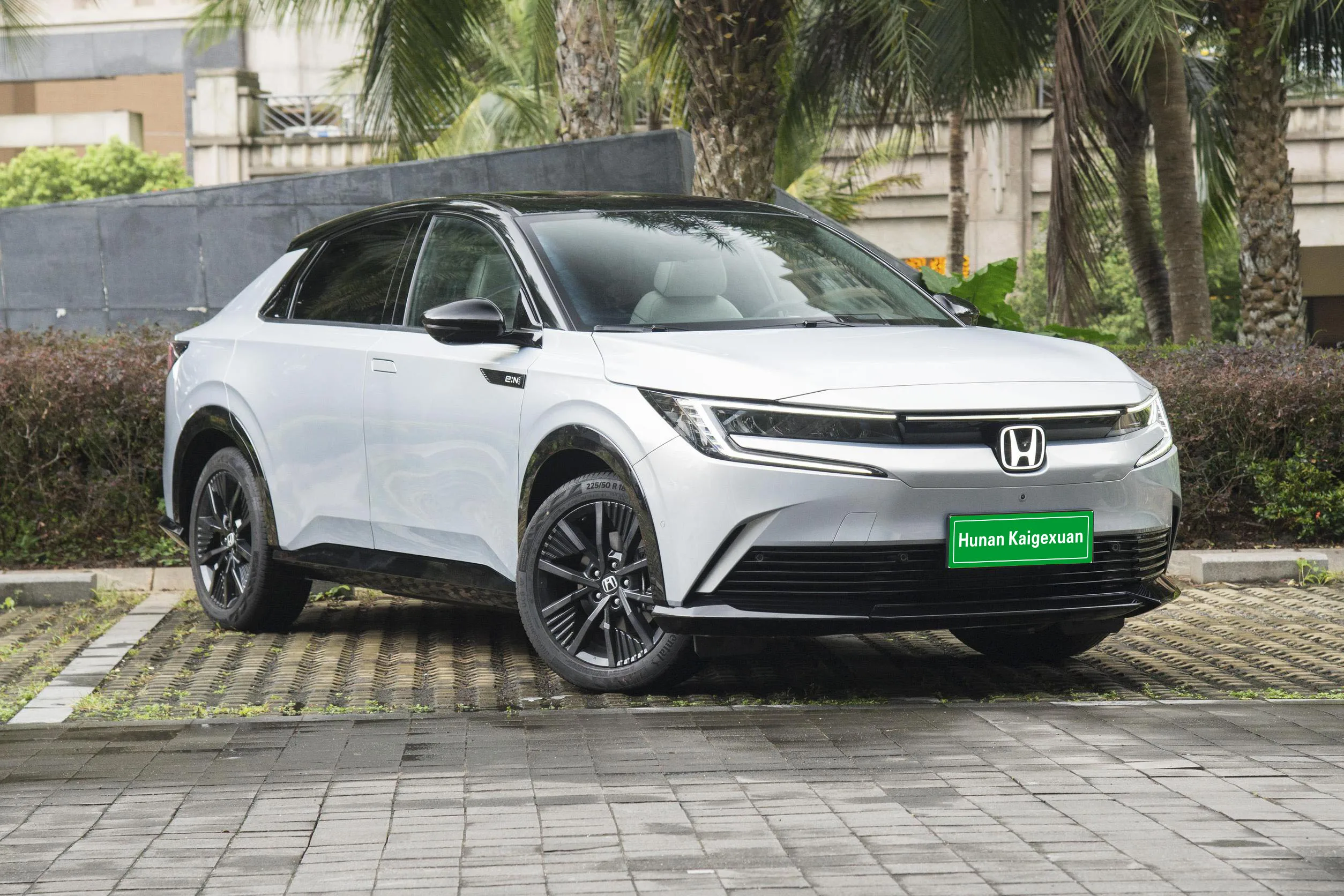 Deposit 2024 Hond-a E NP2 High-quality 5seats Sedan 0km Brand New Left Hand Drive 4wd Ev Car
