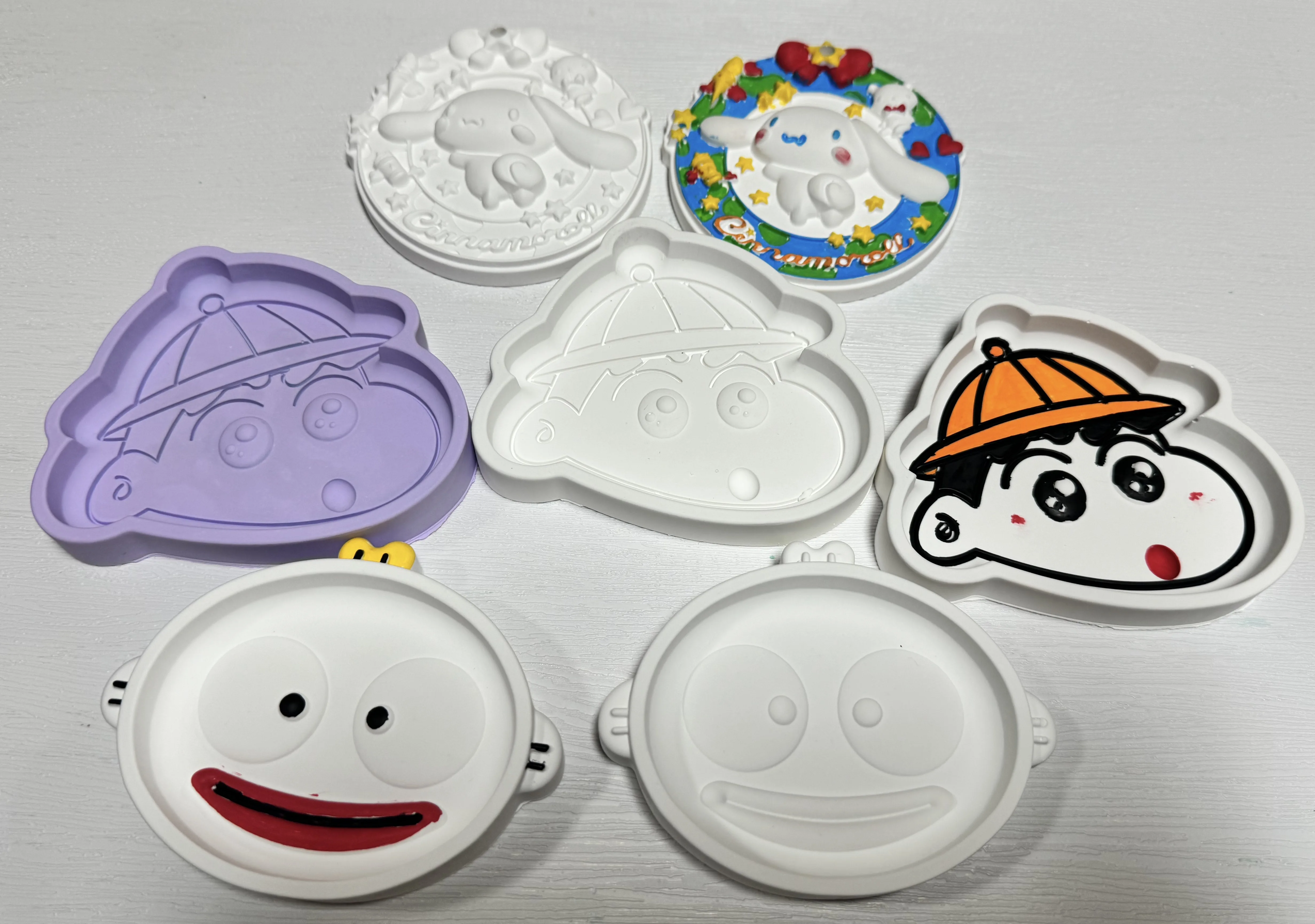 Customized Gypsum Material Handmade DIY Christmas/Halloween Colorful Doodles plaster Aromatherapy stone diffuser