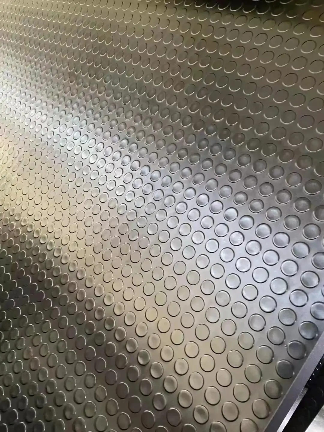 4mm Coin/ penny rubber mat studded Garage 3mm rubber Flooring 5mm rubber sheet