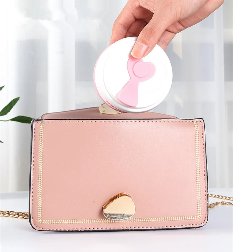 Selling Custom Fashion Foldable Travel Water Bottle Famous Folding Silicone Cold And Hot Coffee Milk Tea Beer Beverage Cup