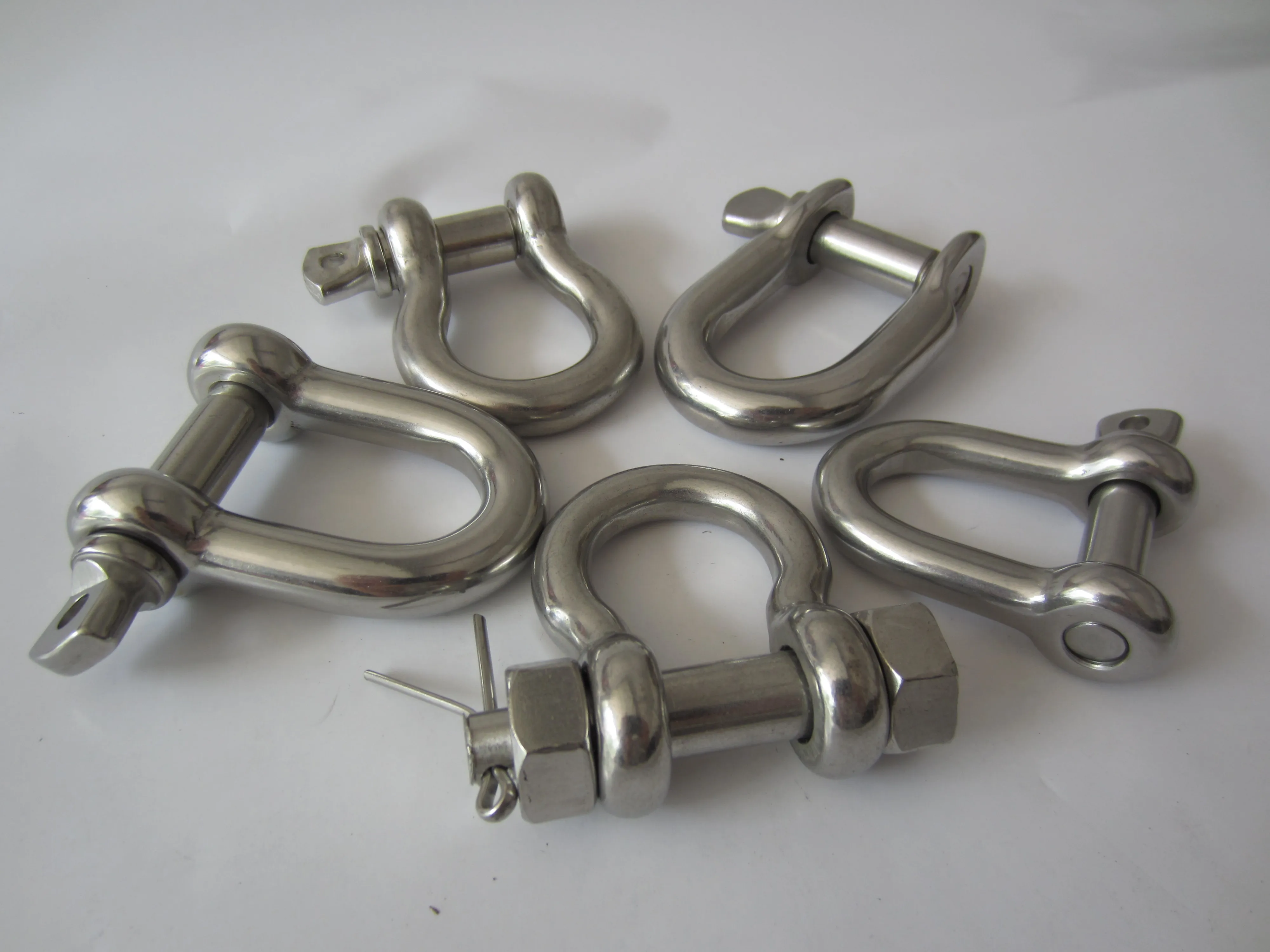 
Stainless steel European type Bow shackle for marine and industrial rigging aplications 