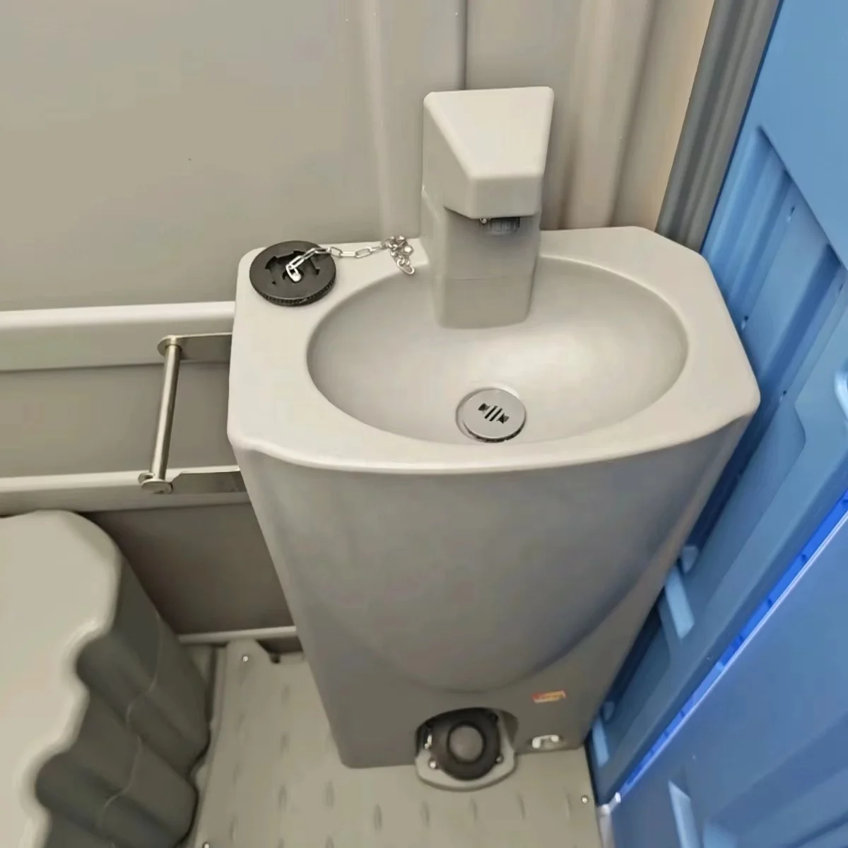 Factory Direct Sale Best Quality Portable Western Toilet One Piece WC for Outdoor Events Bathroom Office Use Durable Material