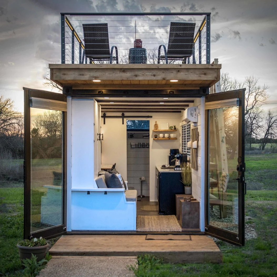 Hot Assembly Steel Structure Prefabricated Wood Living Container House