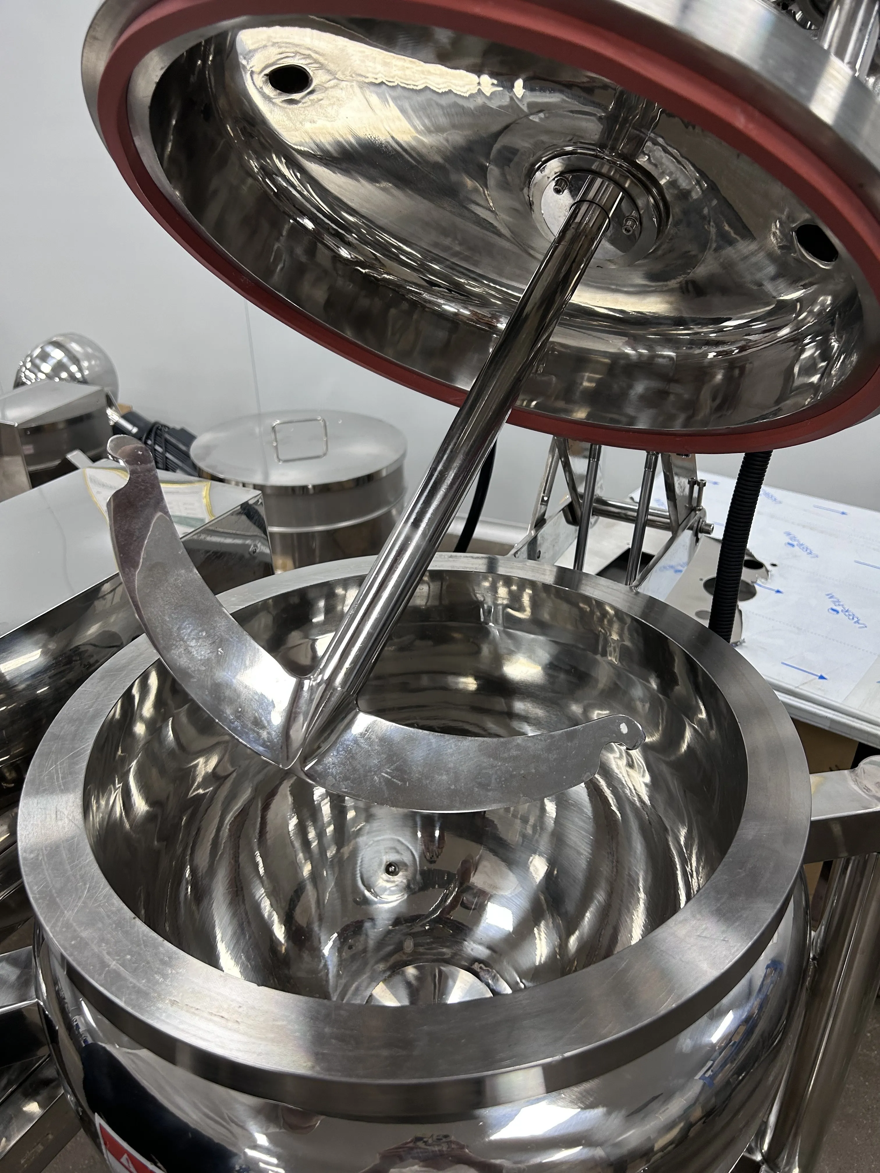 lipstick dissolving and melting pot wax balm disperser mixer tank