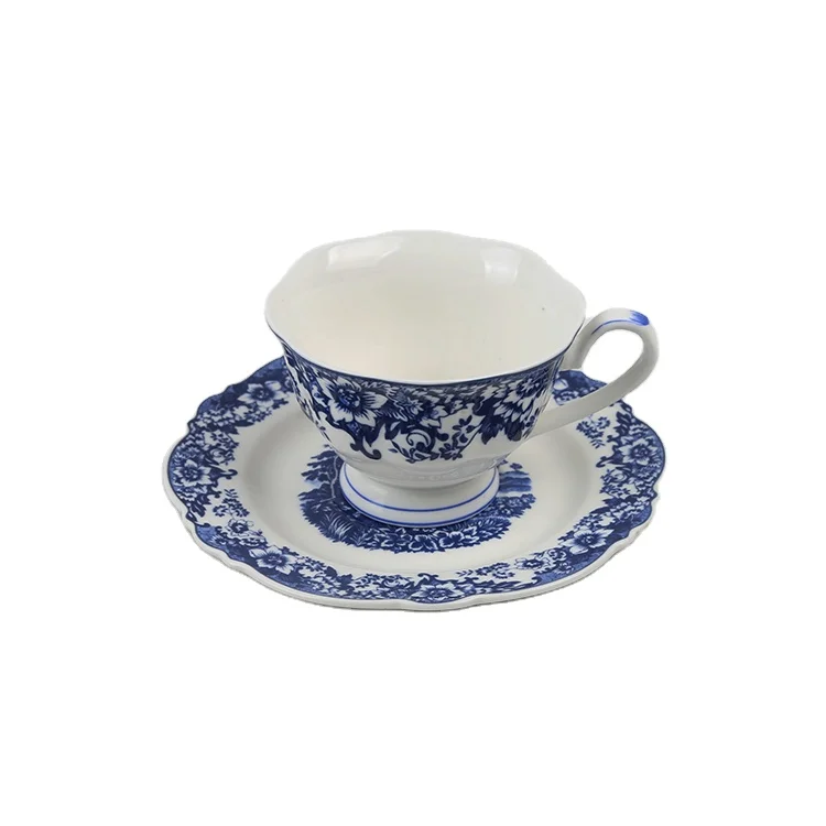 Hot selling ceramic dinnerware set with blue flower  luxury gold rim dinnerware plate