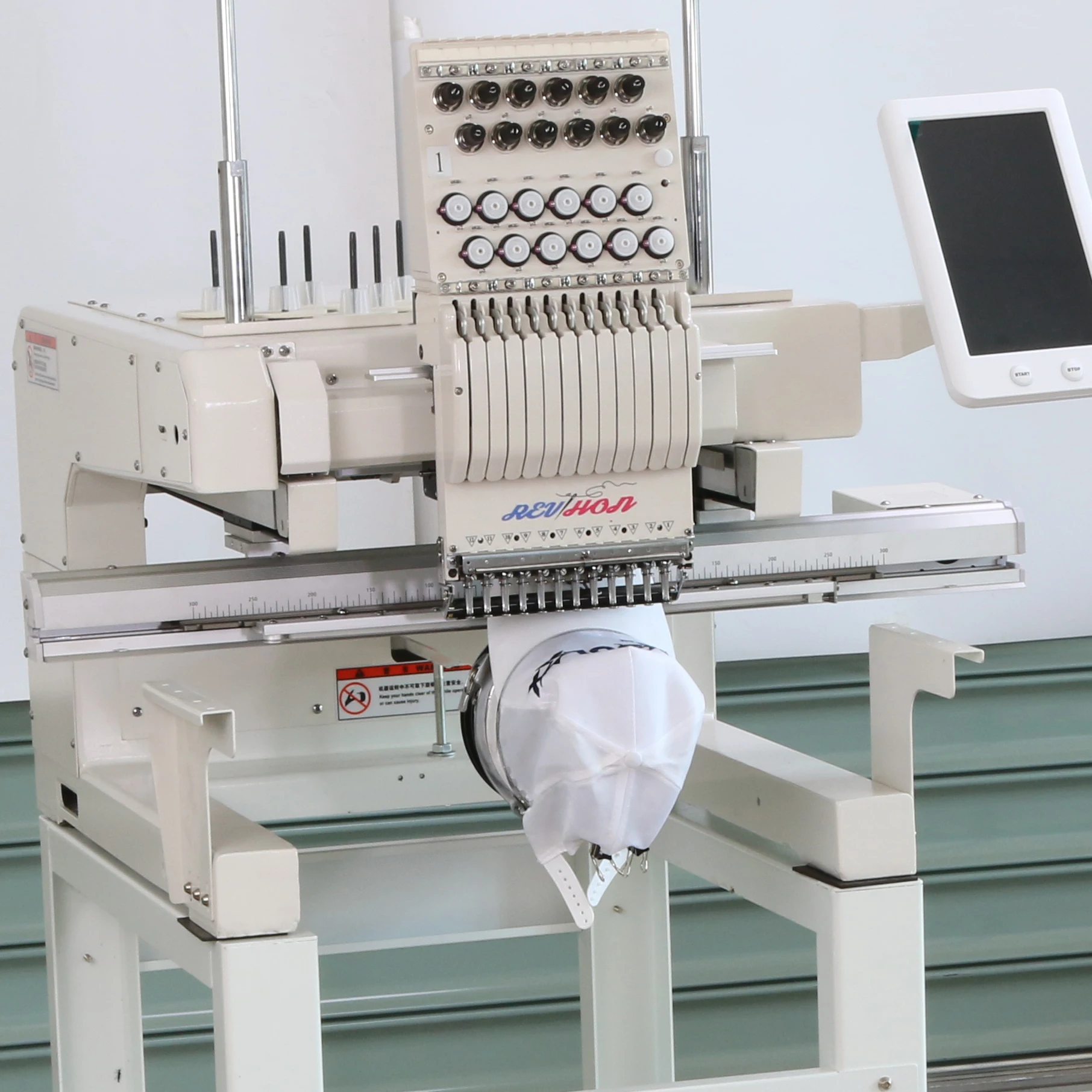 QHM design ladies suits computerized 3D flat/cap Embroidery Machine For Sale