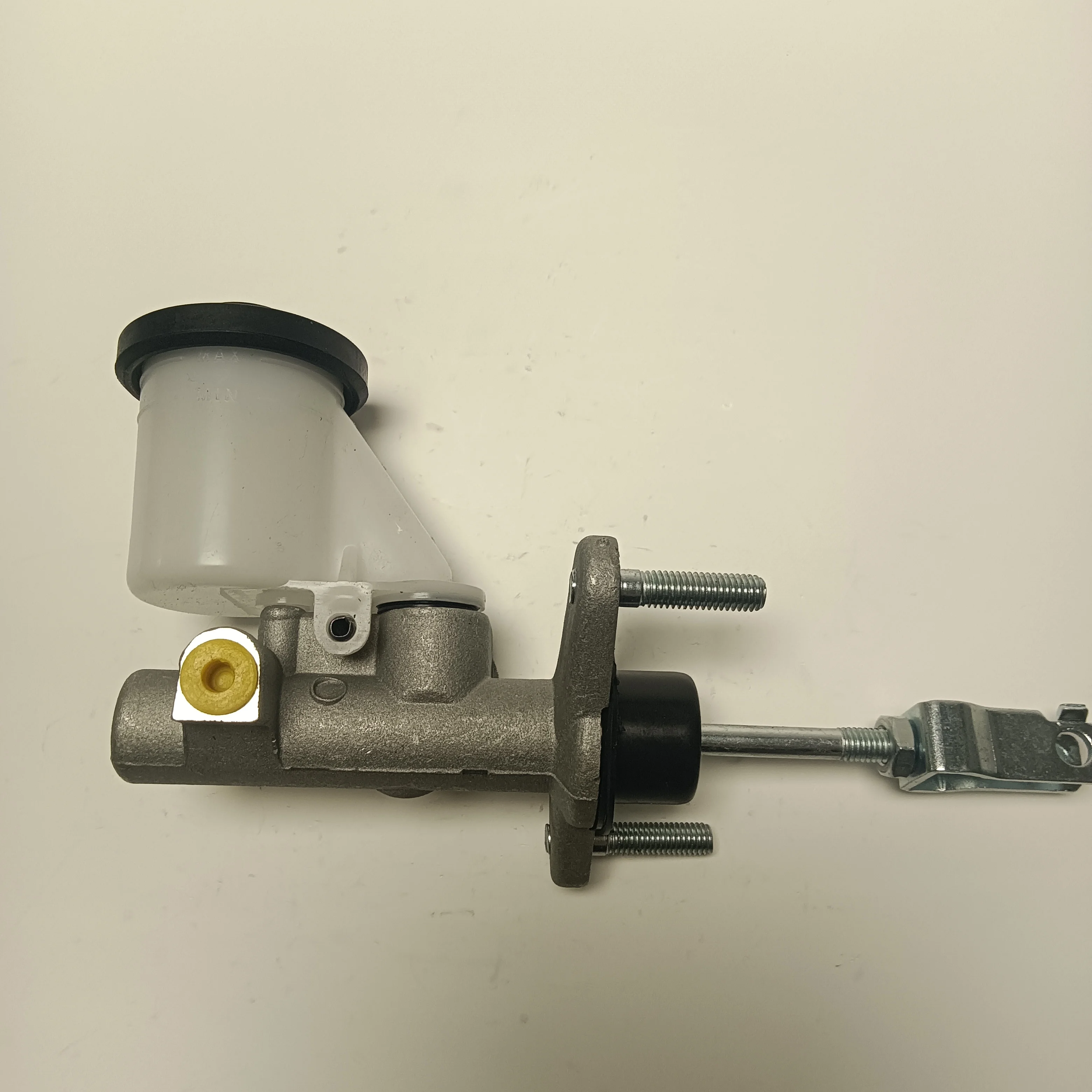 High Quality Clutch Master Cylinder For NISSAN 30610-5M007 30610-5M004 30610-8J100